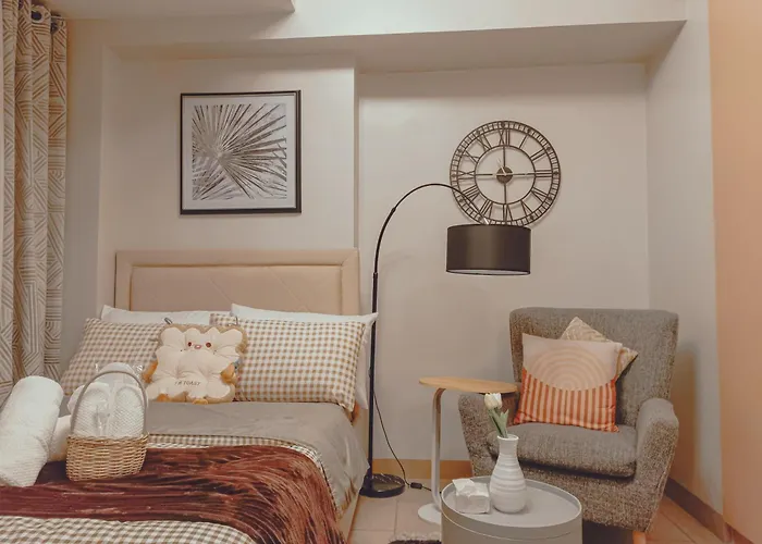 Casabay Eastwood Staycation Maison d'hôtes 4*