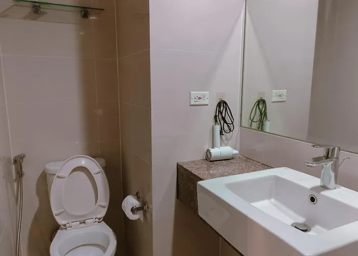 Casabay Eastwood Staycation 4* Manille